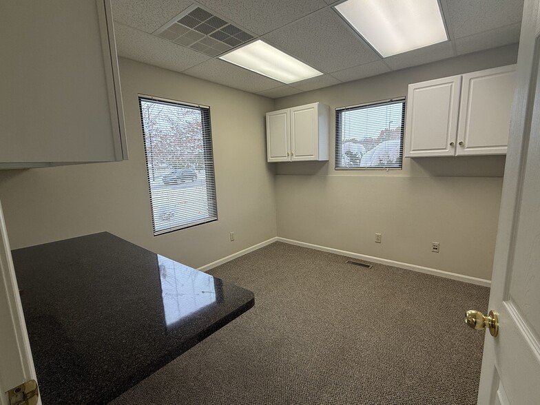 More Photos Of 53842 Generations Dr, South Bend Office For Lease