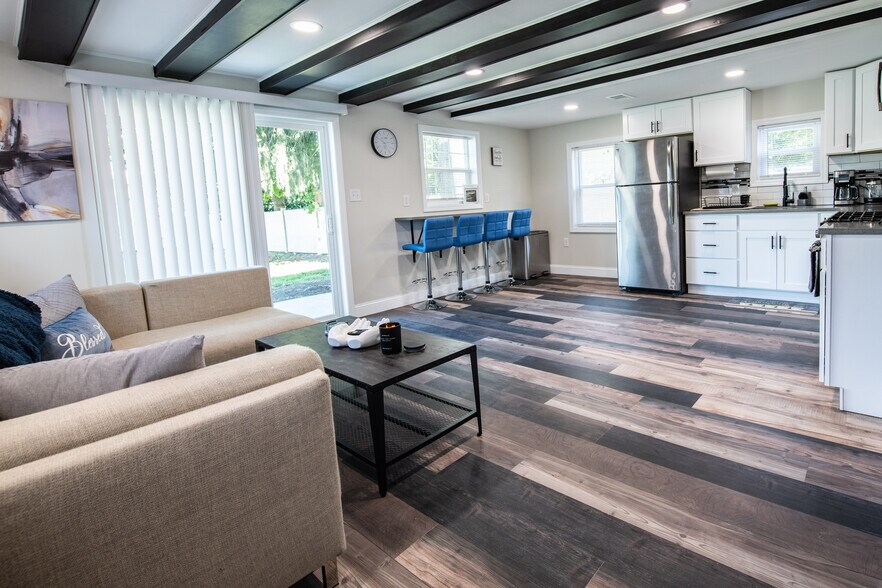 More Photos Of 95 Mercer St, Hamilton Apartments For Sale