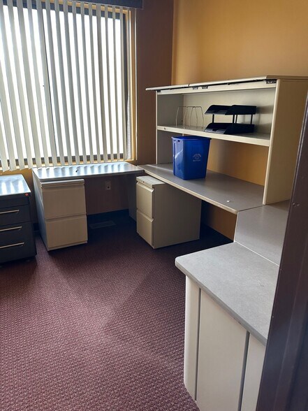 More Photos Of 81 Western Industrial Dr, Cranston Warehouse For Sale