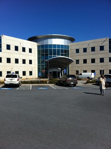 More Photos Of 771 Old Norcross Rd, Lawrenceville Medical For Lease