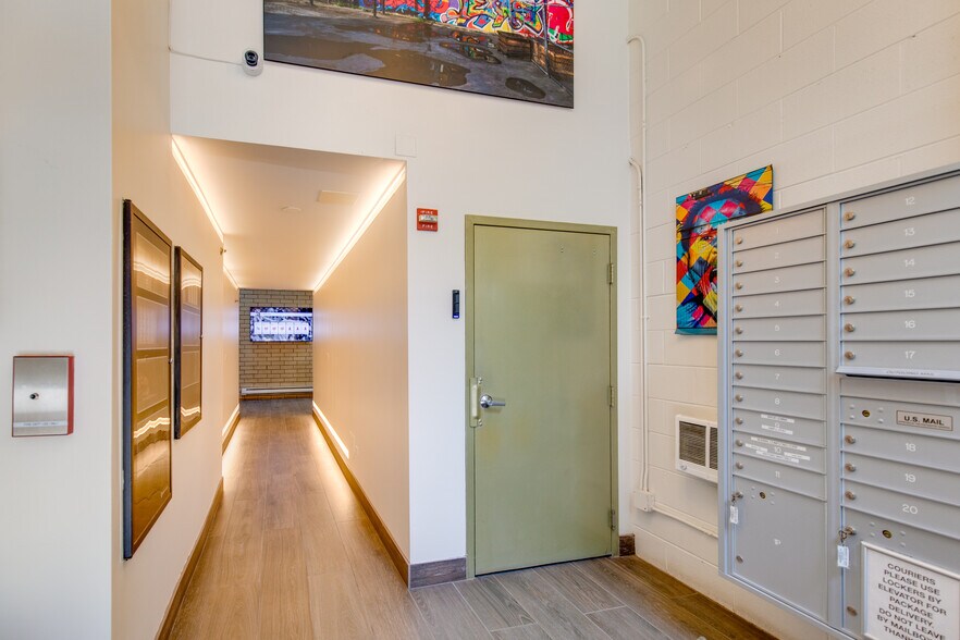 More Photos Of 116 W Hubbard St, Chicago Office For Lease