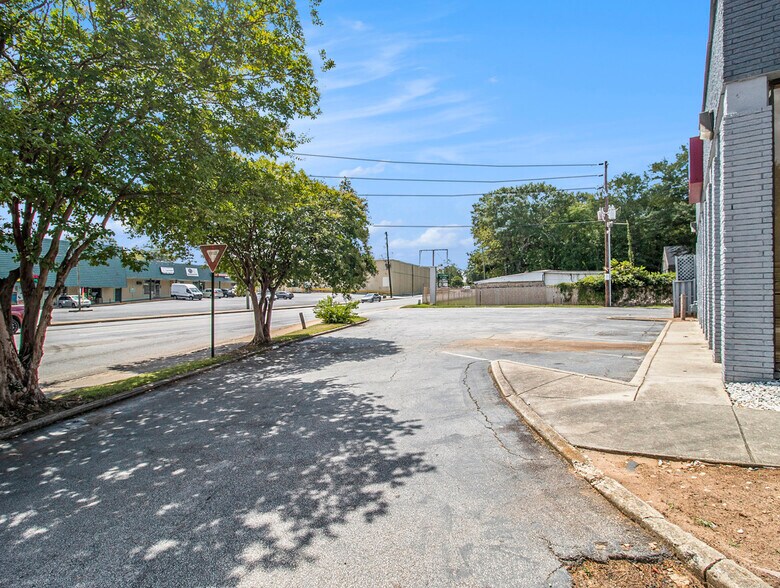 More Photos Of 3113 Stone Mountain St, Lithonia Storefront Retail Office For Sale