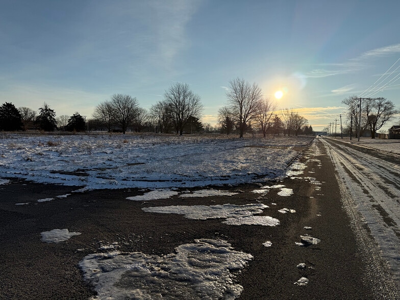 More Photos Of 1551 Matador st, Peru Land For Sale