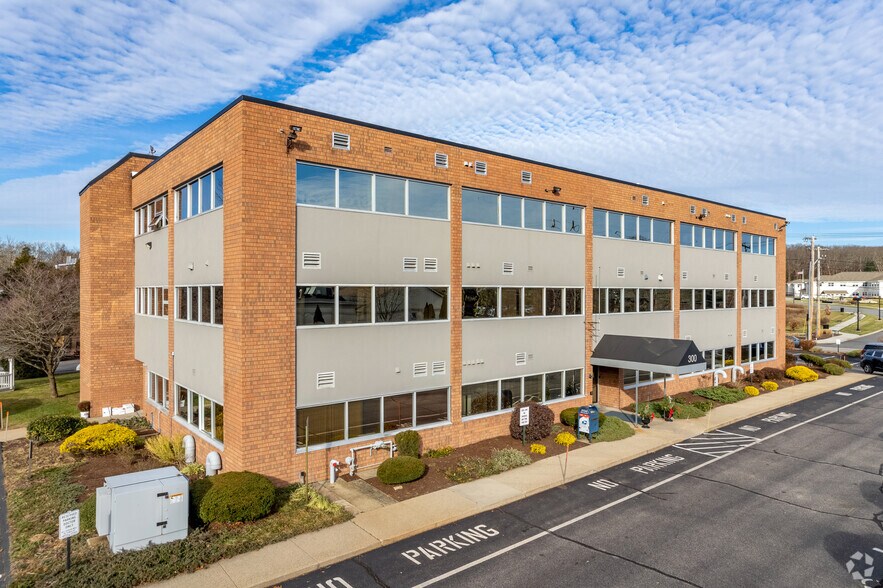 Primary Photo Of 300 Toll Gate Rd, Warwick Medical For Lease