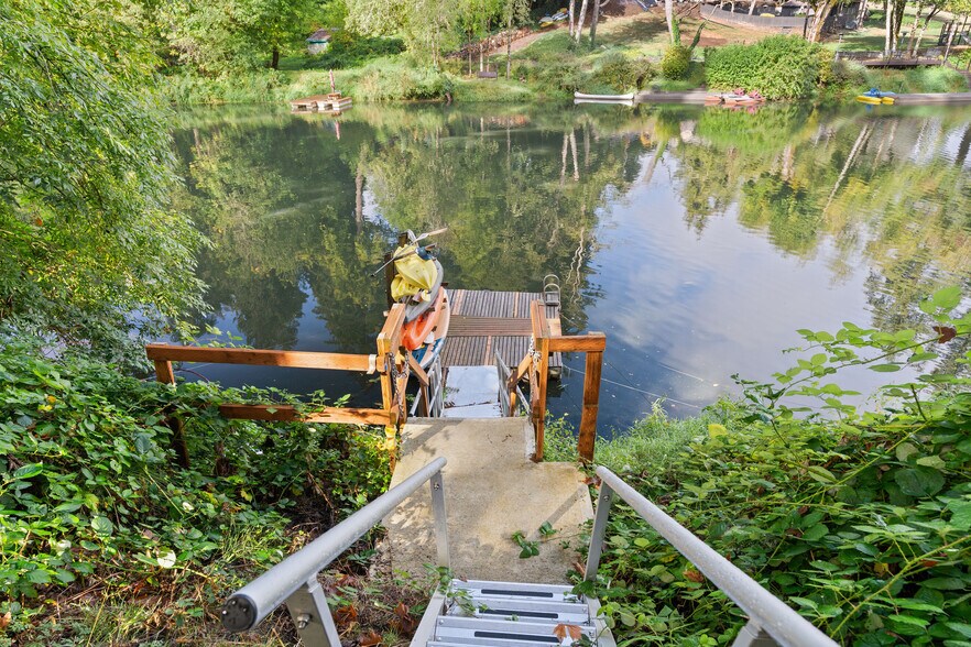 More Photos Of 1824 SW Greenway Cir, West Linn Specialty For Sale