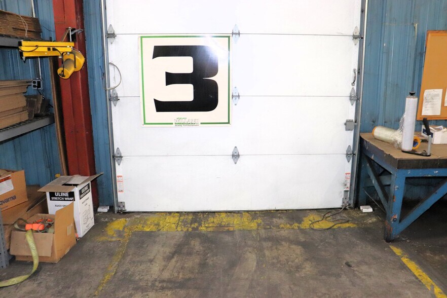 More Photos Of 35 Rose Morrow Rd, Wantage Manufacturing For Lease
