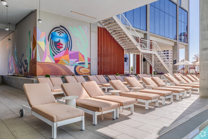 More Photos Of 200 W Monroe St, Phoenix Coworking Space