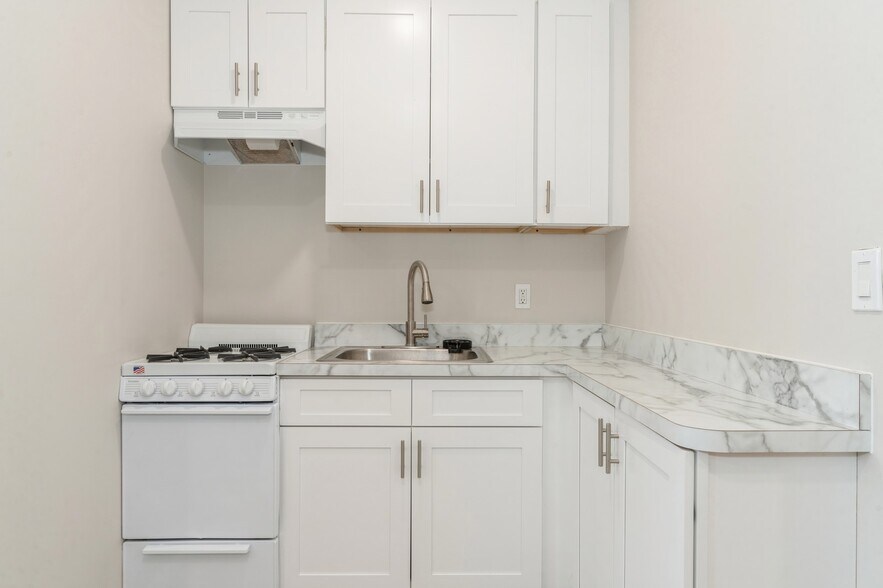 More Photos Of 40 Beacon Ave, Jersey City Apartments For Sale