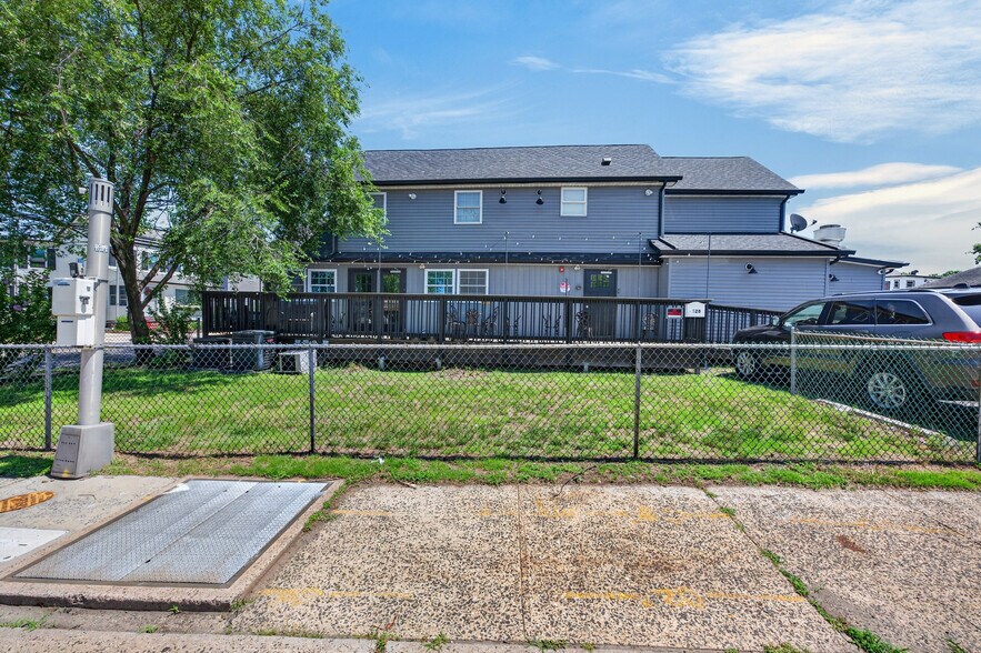 Primary Photo Of 528 Ridgeway Ave, South Amboy General Retail For Sale