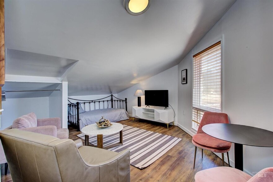 More Photos Of 101 Montgomery St, Idaho City Storefront Retail Residential For Sale