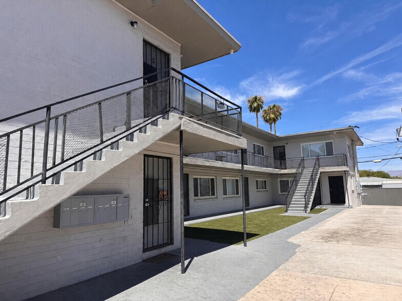 Primary Photo Of 2213 Sunrise Ave, Las Vegas Apartments For Sale