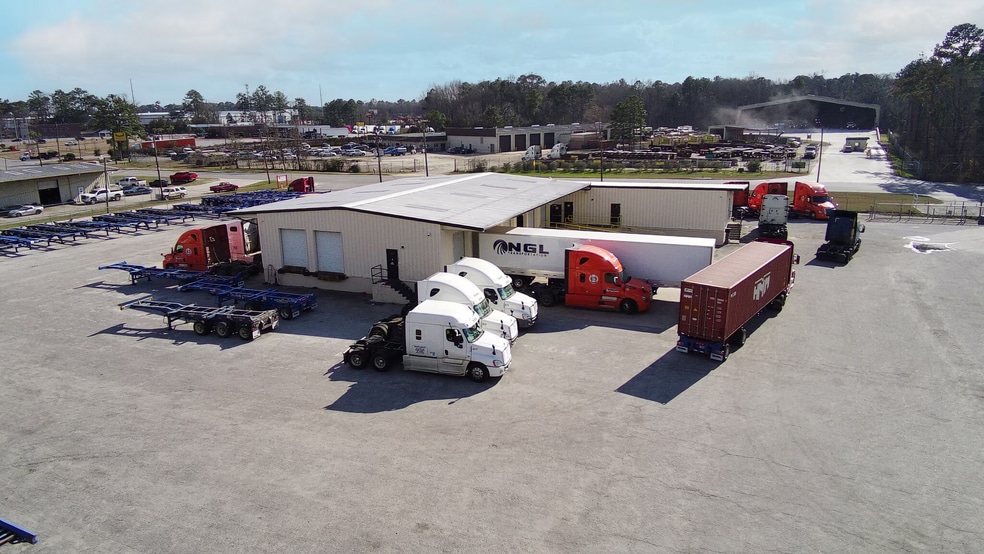 More Photos Of 130 Pine Meadow Dr, Pooler Truck Terminal For Lease