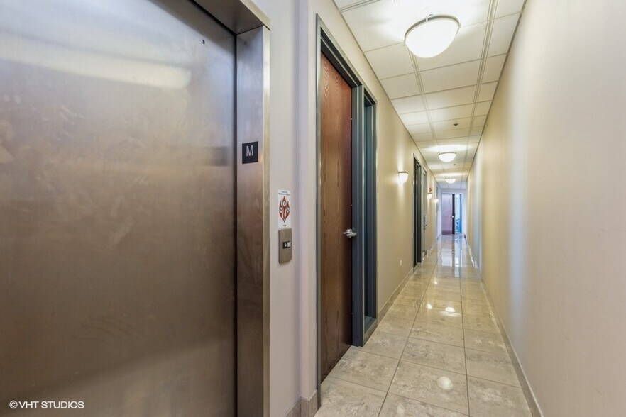 More Photos Of 1145 Mitchell Ct, Crystal Lake Flex For Sale