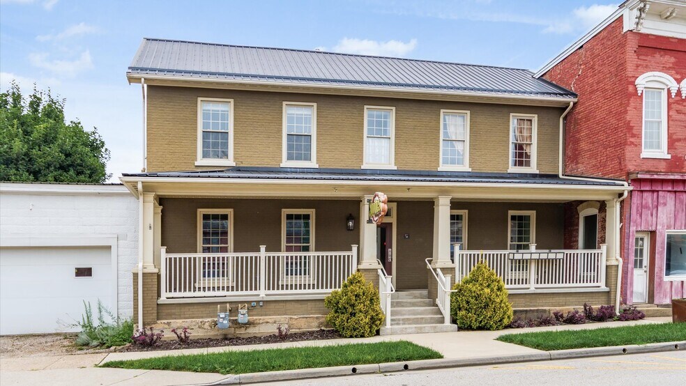More Photos Of 120 W Main St, Somerset Flex For Sale