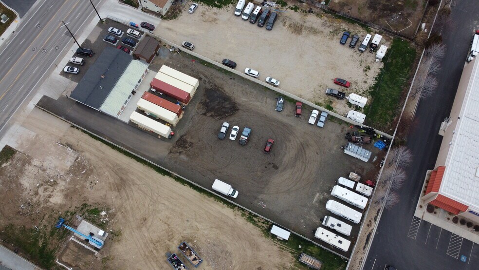 More Photos Of 330 N Linder Rd, Meridian Flex For Sale