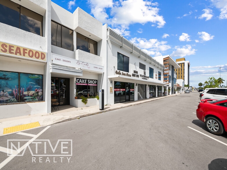 More Photos Of 2801-2809 E Commercial Blvd, Fort Lauderdale Unknown For Lease