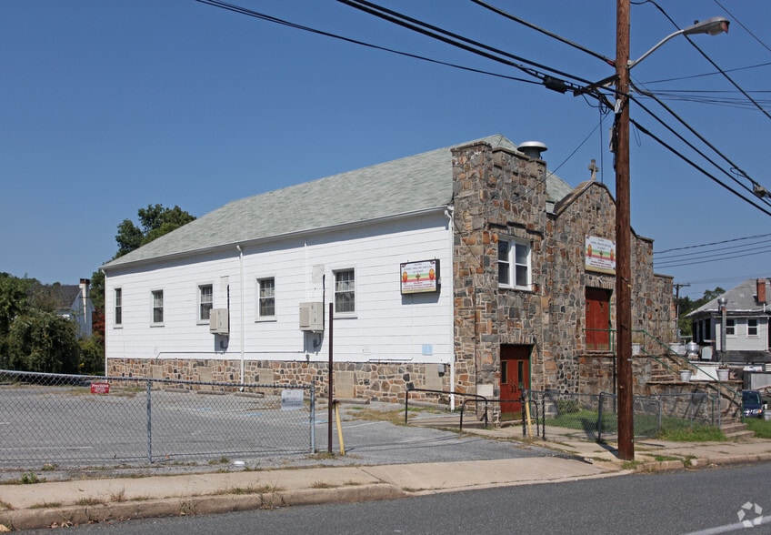 More Photos Of 2024 Gwynn Oak Ave, Baltimore Religious Facility For Sale