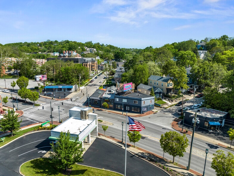 More Photos Of 3540 Columbia Pky, Cincinnati Storefront Retail Office For Lease