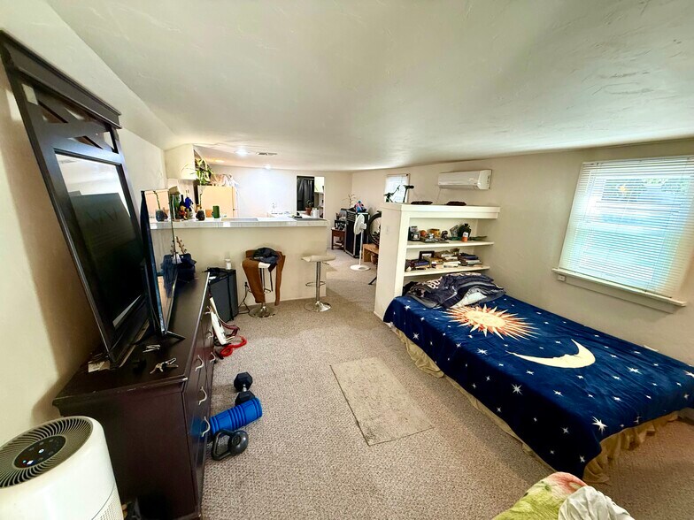 More Photos Of 2438-2446 India St, San Diego Apartments For Sale