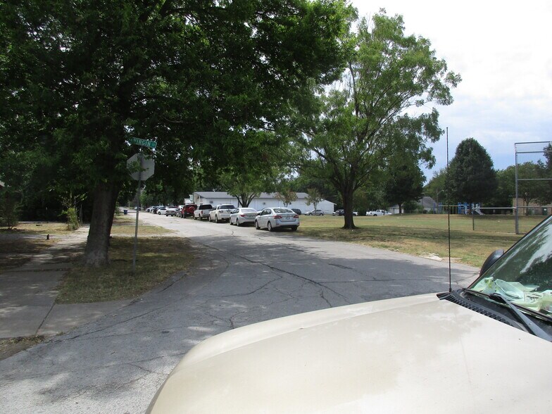 More Photos Of 2024 N Maplewood Ave, Tulsa Religious Facility For Sale