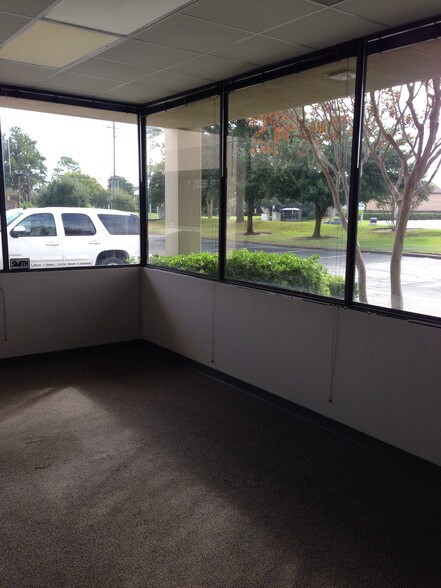 More Photos Of 3731 Briarpark Dr, Houston Unknown For Lease