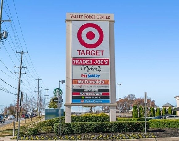 More Photos Of 224-250 W Dekalb Pike, King Of Prussia Unknown For Lease