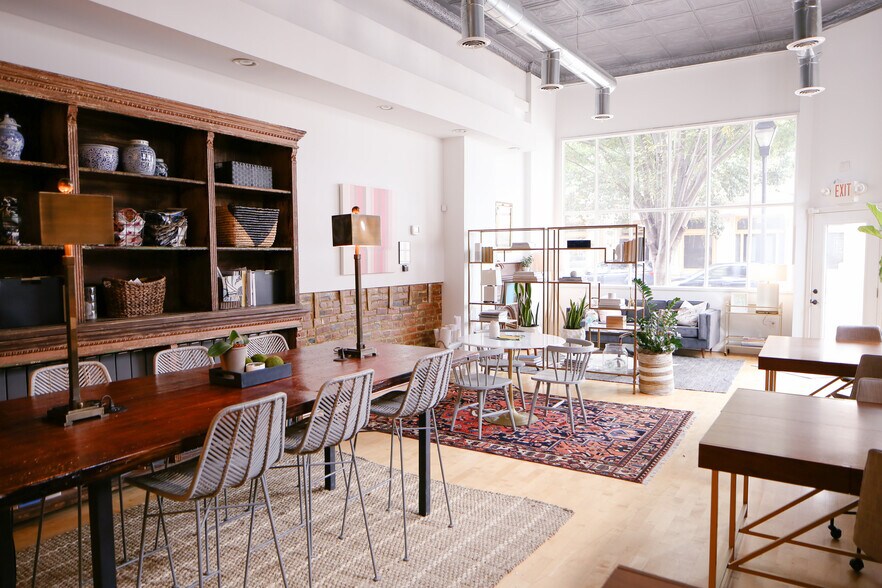 More Photos Of 221 E Clay St, Richmond Storefront Retail Residential For Sale