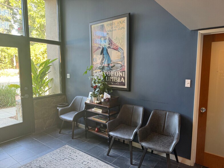 More Photos Of 1015 Hope St, South Pasadena Warehouse For Lease