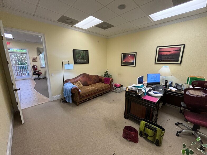 More Photos Of 6210 Scott St, Punta Gorda Office For Lease