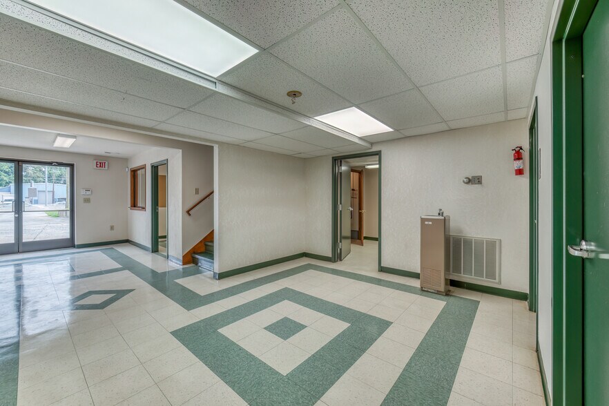 More Photos Of 3545 W Market St, Johnson City Industrial For Sale