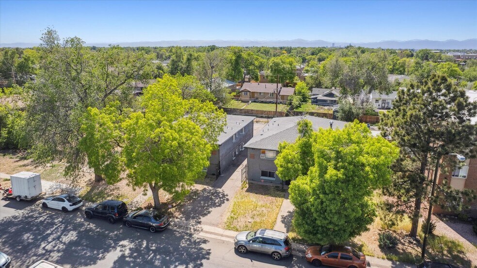 More Photos Of 1923 Dallas St, Aurora Apartments For Sale