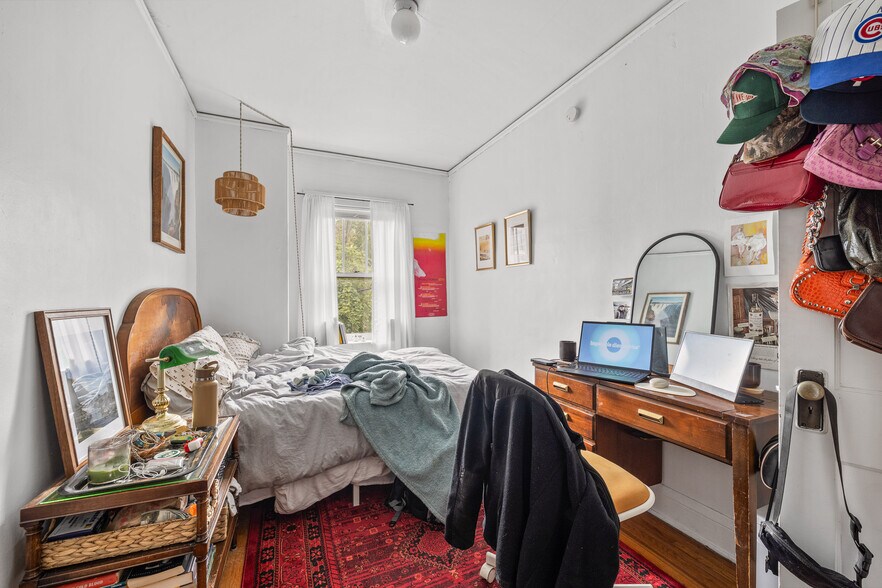 More Photos Of 516 University Ave SE, Minneapolis Apartments For Sale