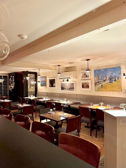 More Photos Of 133 Commercial St, Provincetown Restaurant For Sale