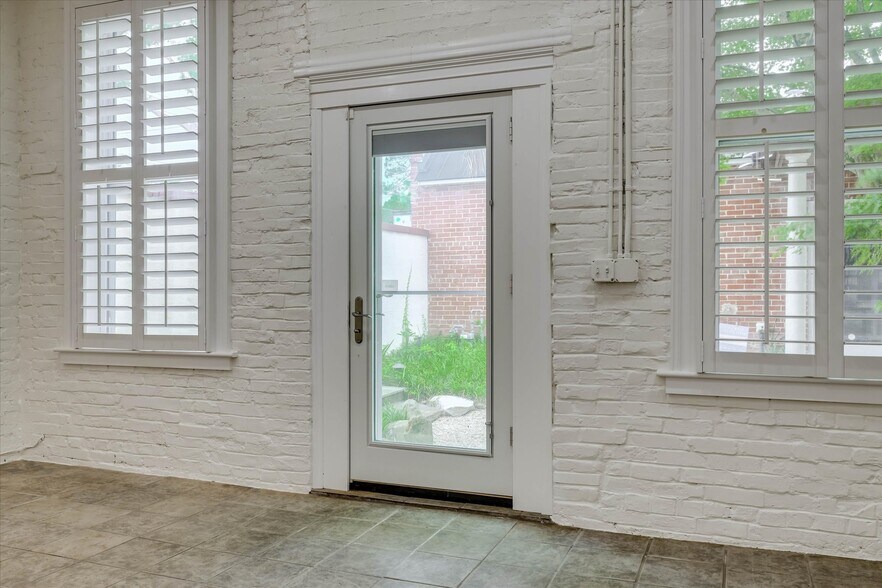 More Photos Of 150 Fairfield St SE, Aiken Storefront Retail Office For Sale