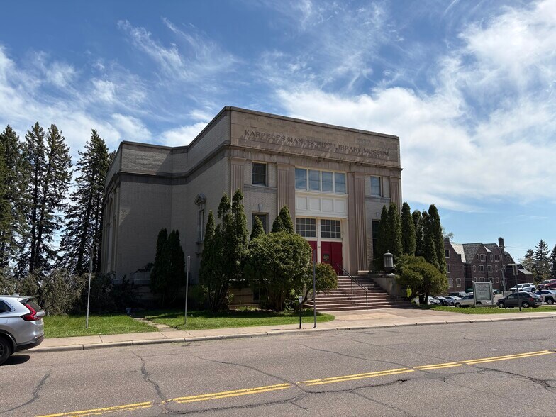 More Photos Of 902 E 1st St, Duluth Office For Sale
