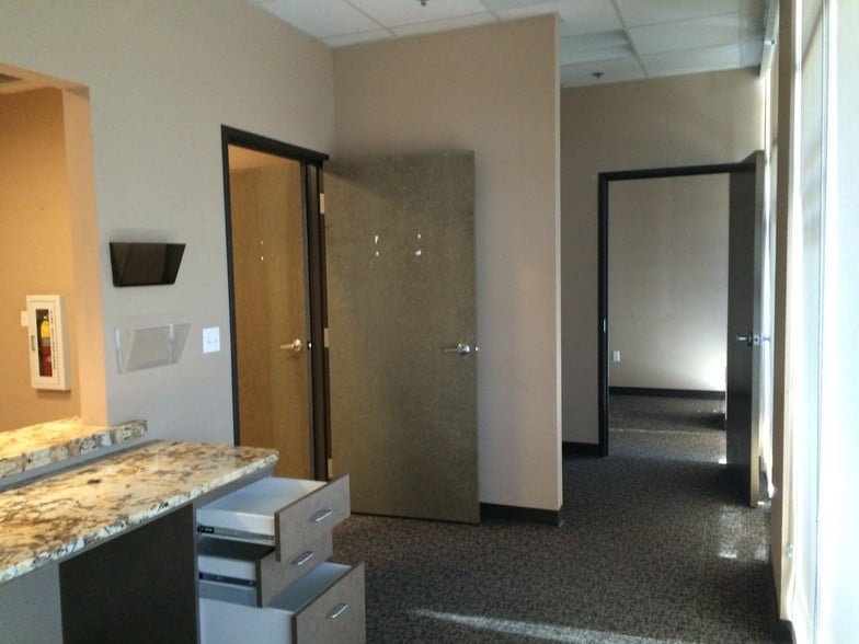 More Photos Of 2428 E Apache Blvd, Tempe Medical For Lease