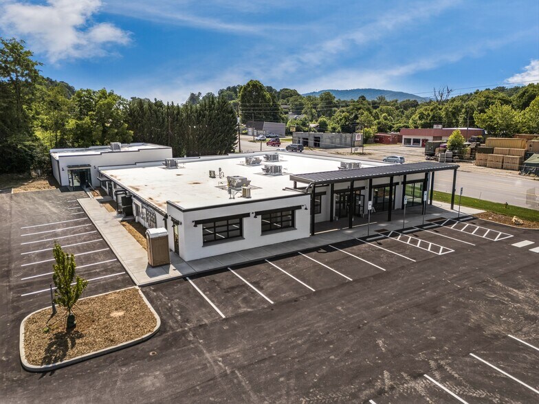 More Photos Of 1449 Smokey Park Hwy, Candler General Retail For Lease