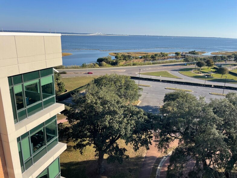 More Photos Of 1 Energy Pl, Pensacola Office For Sale
