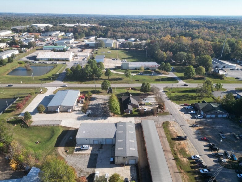 More Photos Of 1360 Greensboro Hwy, Watkinsville Warehouse For Lease