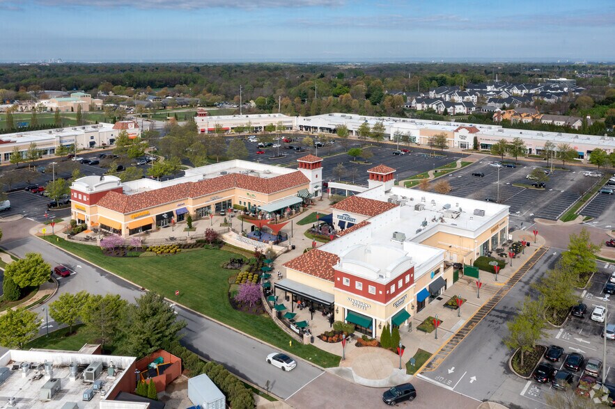 More Photos Of 4302-4330 Summit Plaza Dr, Louisville Unknown For Lease