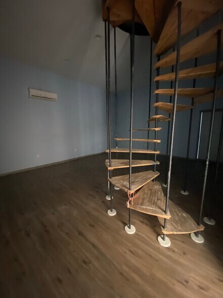 More Photos Of 208 S Lamine Ave, Sedalia Office Residential For Sale