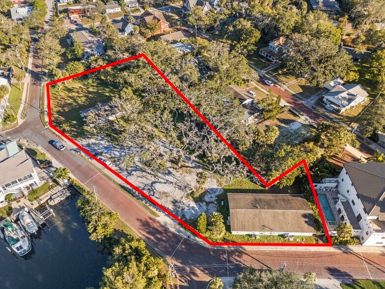 Primary Photo Of 404 Canal St, Tarpon Springs Land For Sale