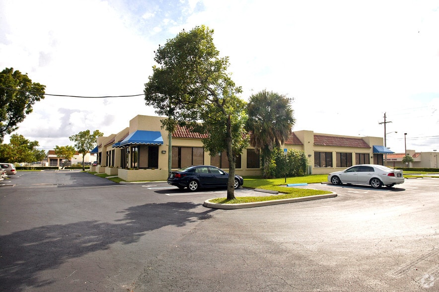 More Photos Of 1590 S Congress Ave, West Palm Beach Medical For Sale