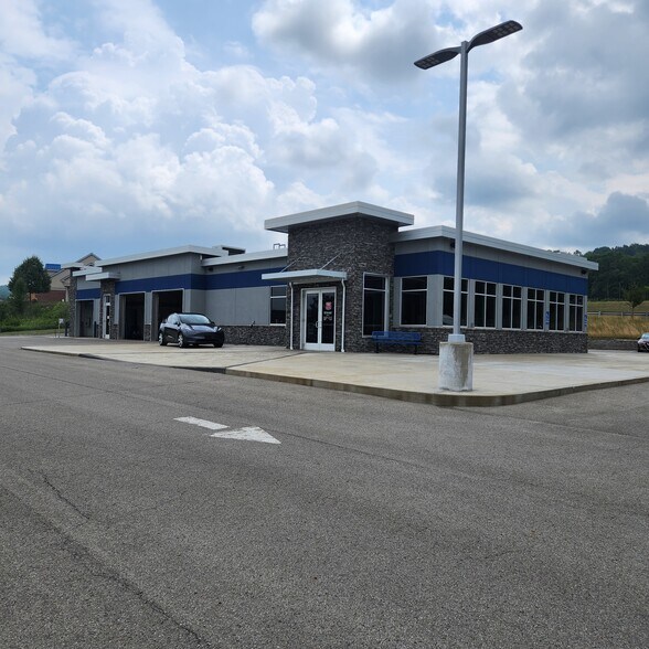 More Photos Of 215 Scharberry Ln, Mars Auto Dealership For Sale
