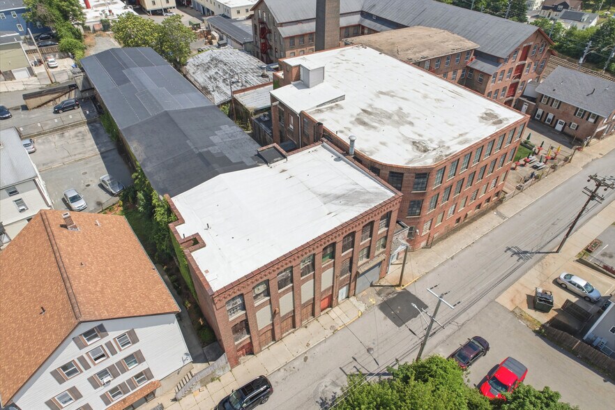 More Photos Of 59 Foundry St, Central Falls Manufacturing For Sale