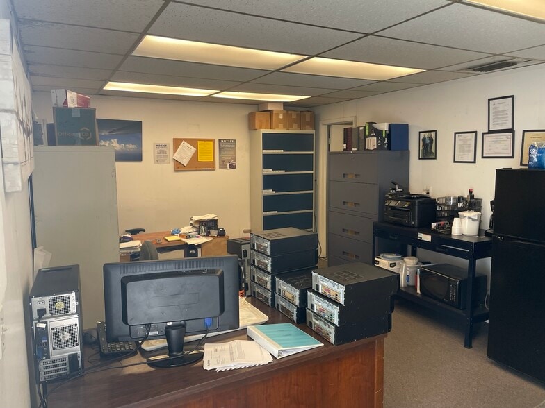 More Photos Of 1800-1812 SW 7th Ave, Pompano Beach Warehouse For Sale