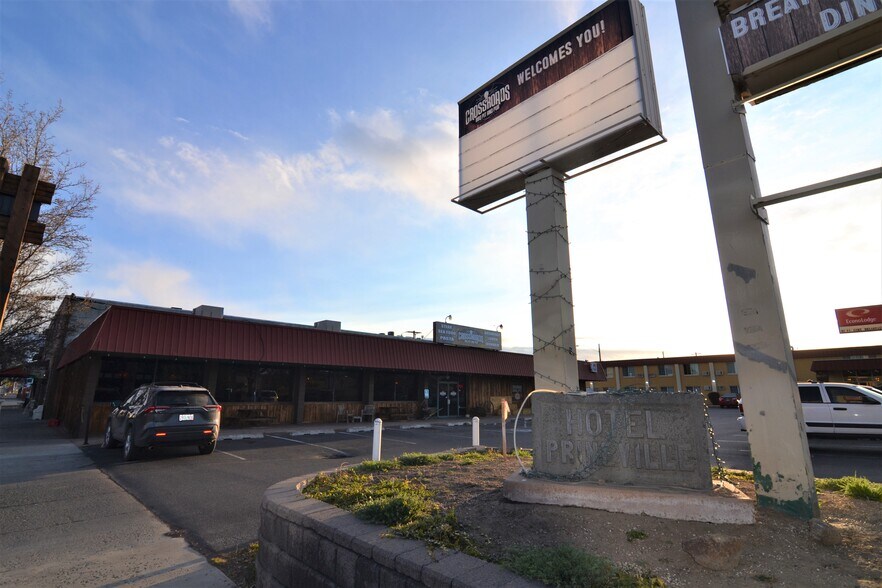 More Photos Of 121 NE 3rd St, Prineville Restaurant For Sale