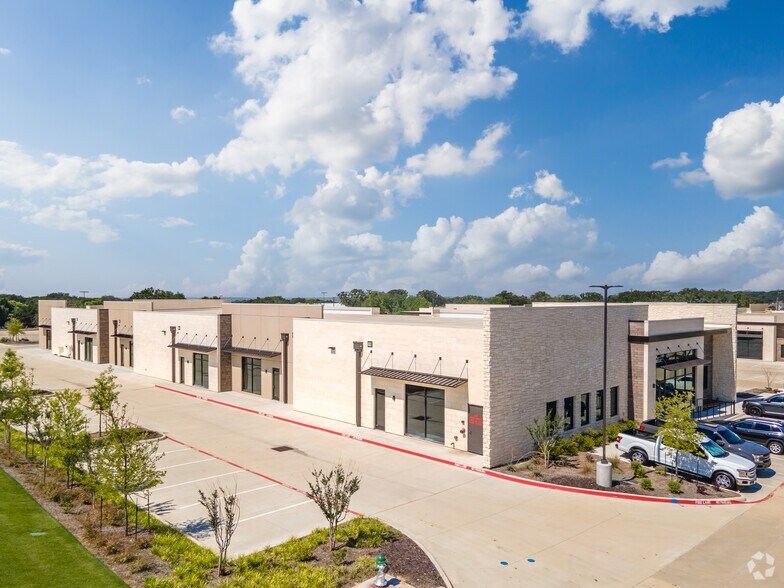 More Photos Of 445 S Kimball Ave, Southlake Unknown For Lease