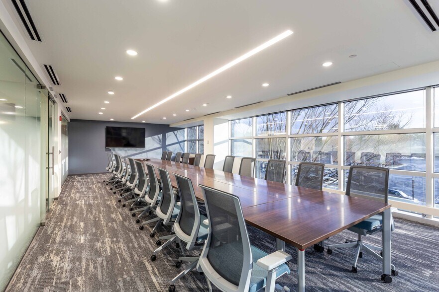 More Photos Of 1900 Campus Commons Dr, Reston Unknown For Lease