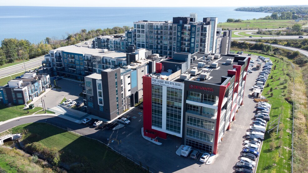 More Photos Of 13 Windward Dr, Grimsby Medical For Lease